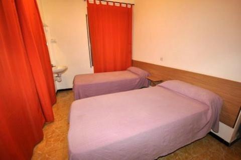 Hostal Can Blanco Sarriá de Ter Quarto foto